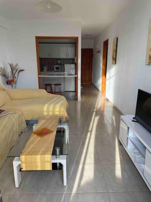 1 Bedroom Apartment With Stunning Sea View Arona  Exterior photo